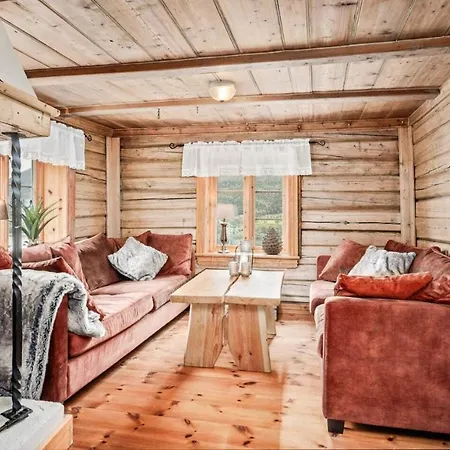 Historic Farm With Panoramic Views In Gudbrandsdalen Casa vacanze Favang