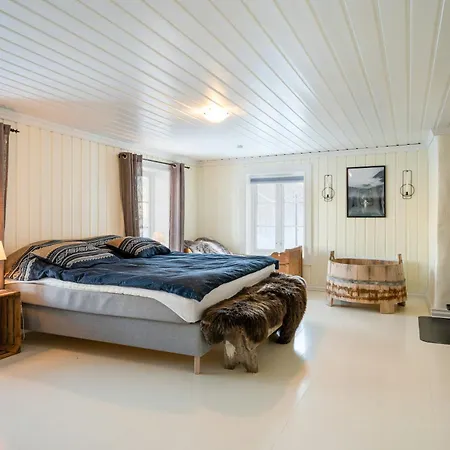 Historic Farm With Panoramic Views In Gudbrandsdalen *